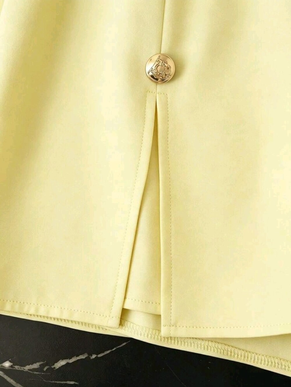Franclia Metal Button Design Split Hem Skorts - Picture 3 of 5